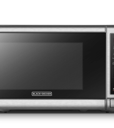 BLACK+DECKER EM720CB7 Digital Microwave Oven with Turntable Push-Button Door, Child Safety Lock, 700W, Stainless Steel, 0.7 Cu.ft